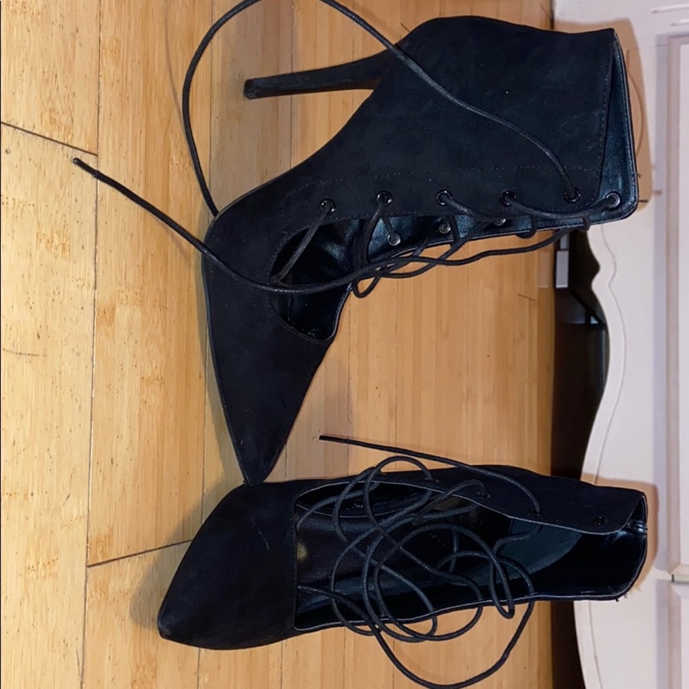 Heels - Picture 2 of 2